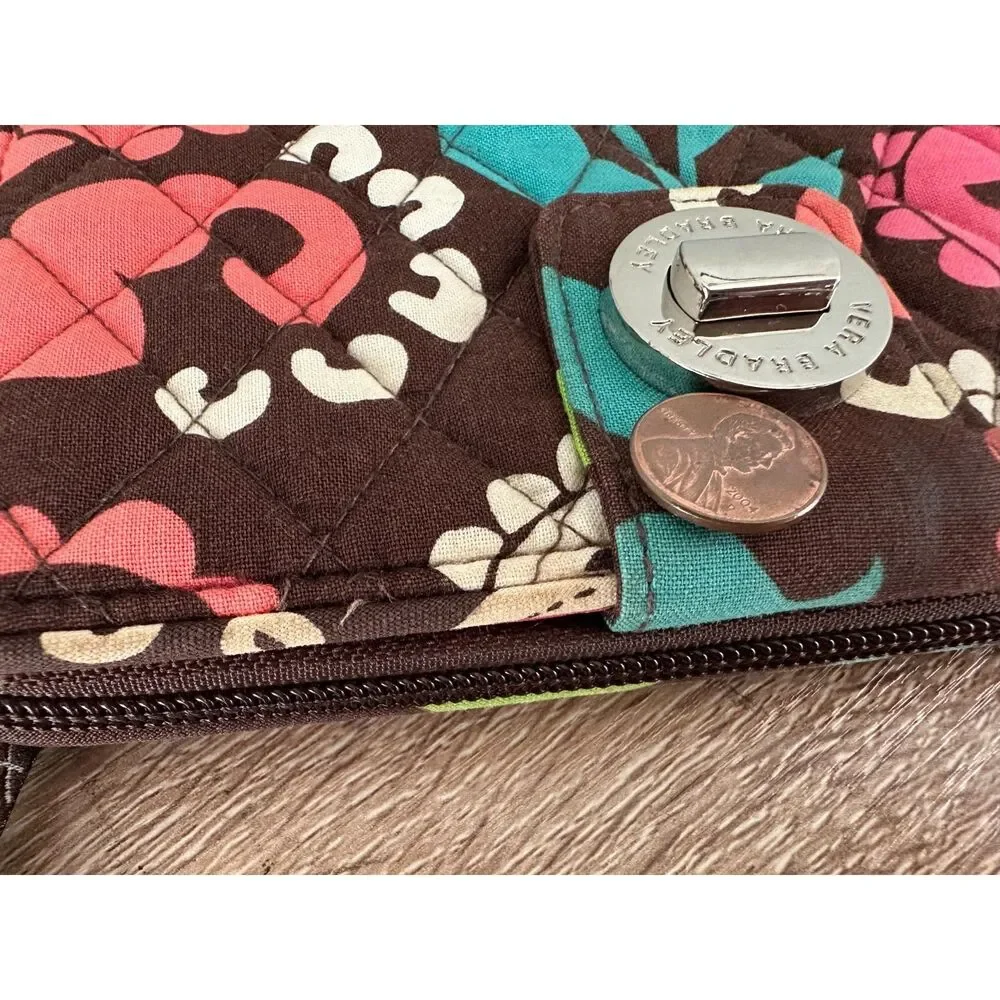 Vera Bradley Lola Turn Lock Wallet Quilted Paisley Retired Pattern Floral Multi - Picture 14 of 15
